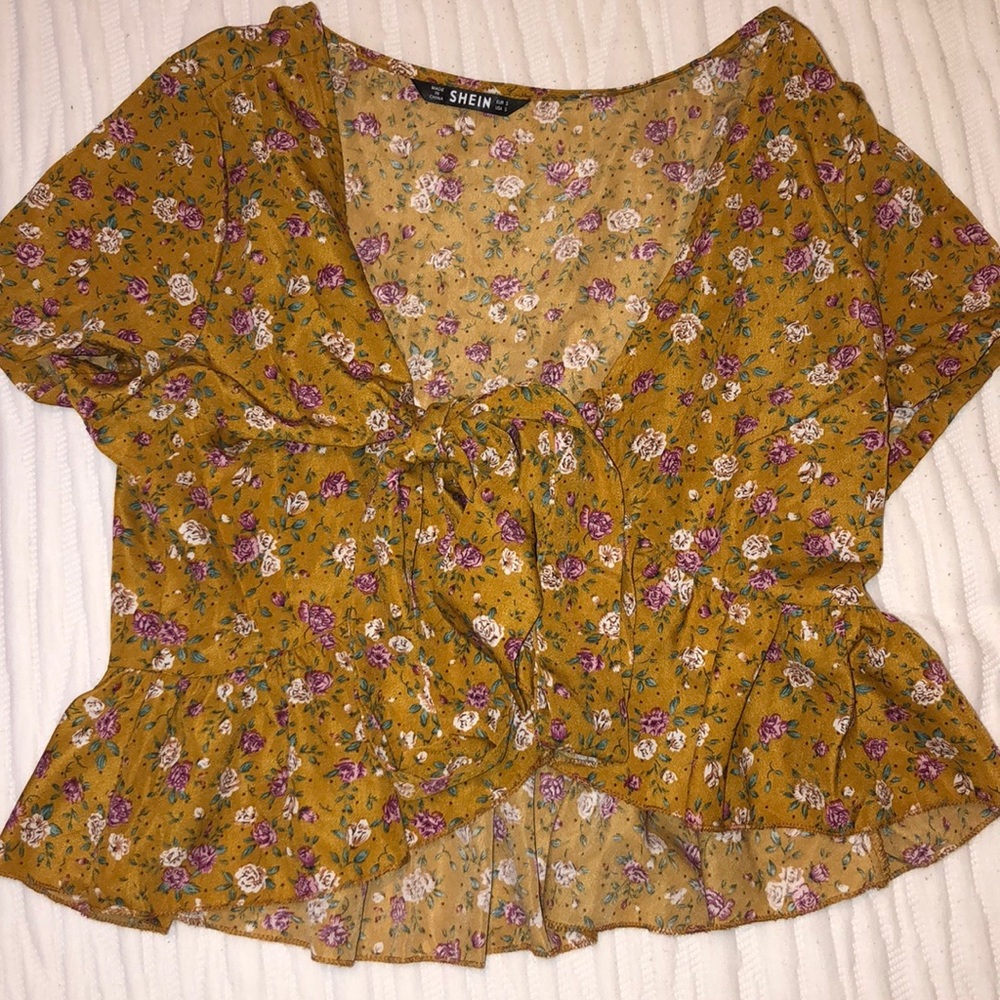 Yellow floral Crop